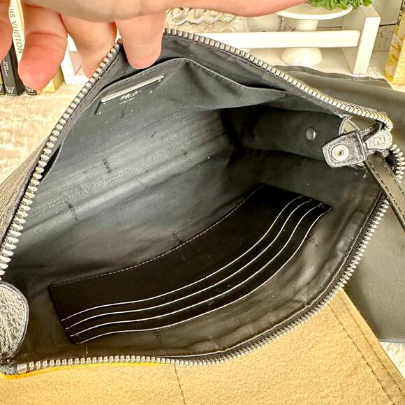 Fendi leather clutch crossbody bag - Picture 15 of 16